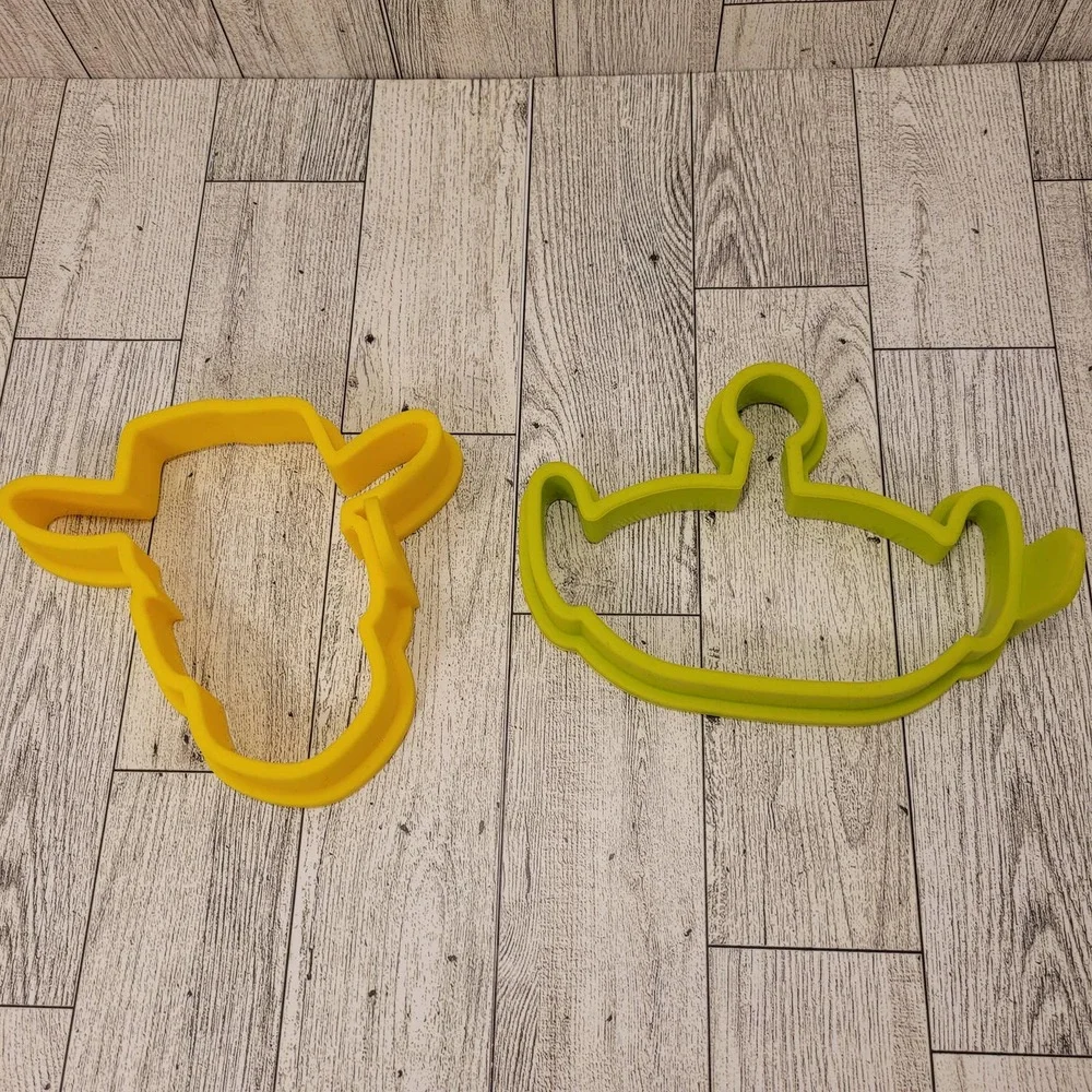 Pampered Chef Disney Pixar Toy Story 4 Pancake Molds Set Of 2